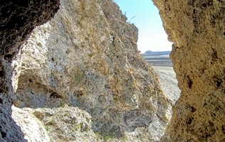 The Țiglău Cliff / The Echo Grotto